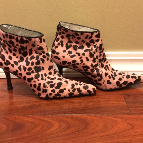 Costa Blanca pink leopard fur ankle boots - Picture 2 of 7